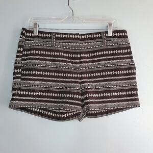 LOFT EMBROIDERED GEOMETRIC SHORTS IN BLACK AND WHITE SIZE 6